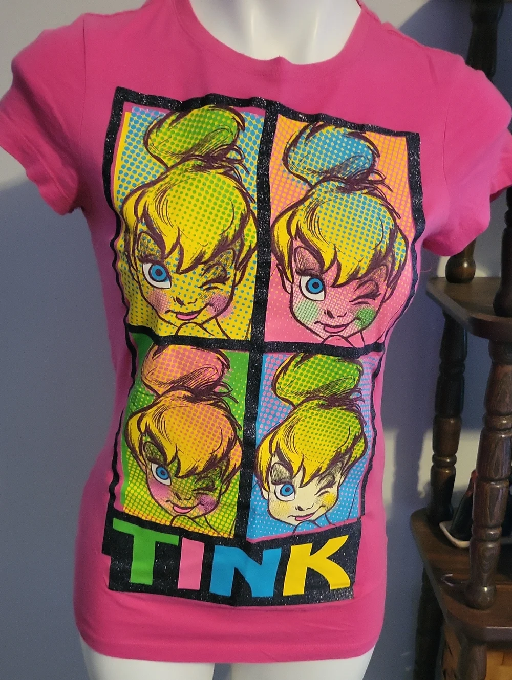 Pink Tinker Bell Graphic Juniors Tee...size Large